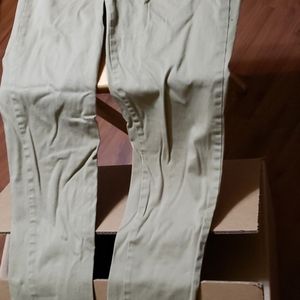 Cacky pants size5/6